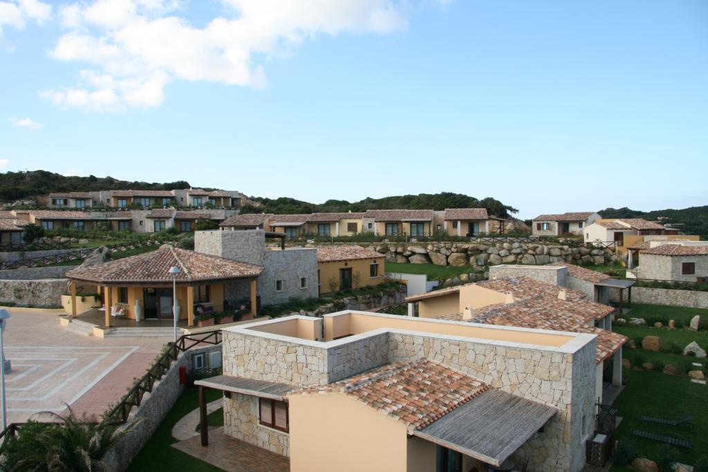 Punta Falcone Resort Santa Teresa Gallura Exterior photo