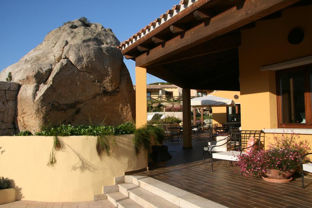 Punta Falcone Resort Santa Teresa Gallura Exterior photo